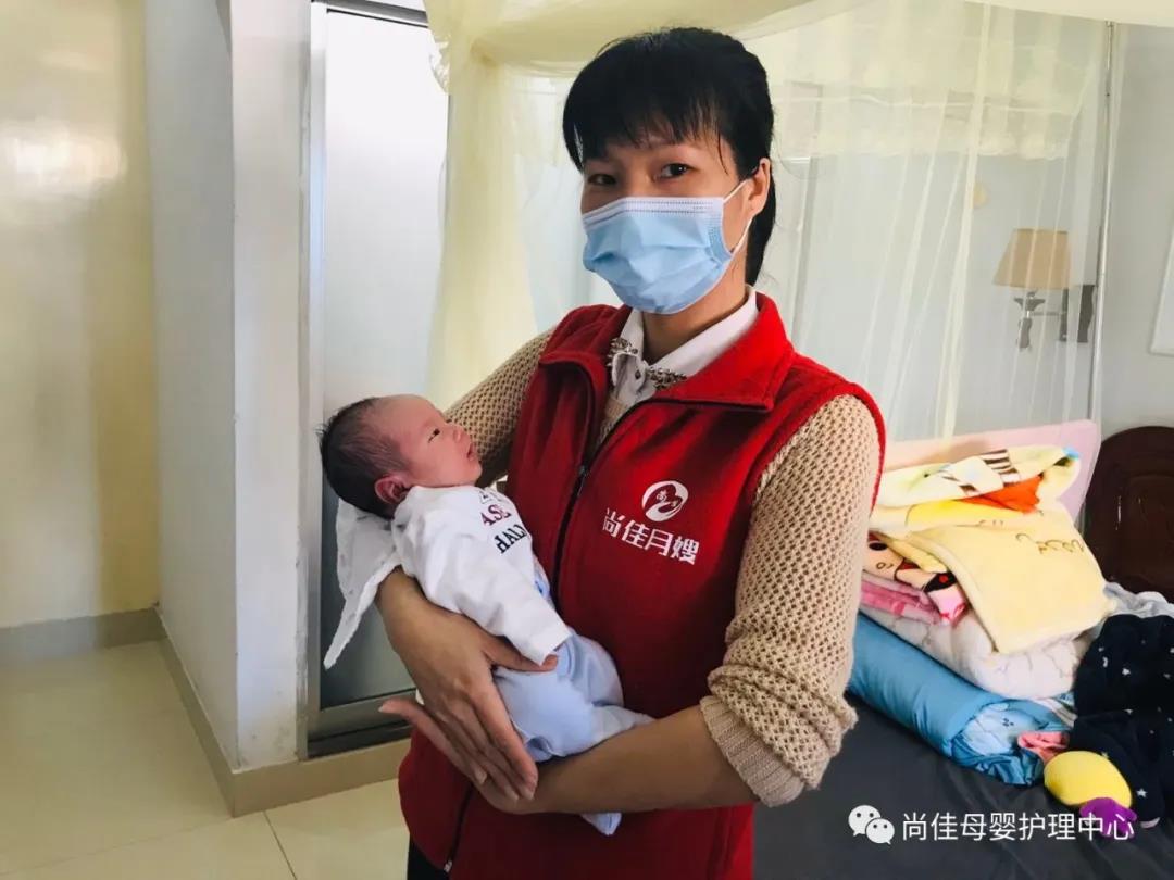 尚佳專(zhuān)業(yè)月嫂丨預防丨乳腺炎，怎么辦？